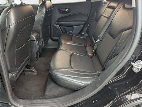 Used 2018 Jeep Compass Latitude image 18