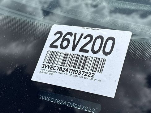 New 2026 Volkswagen Taos SE FWD image 30