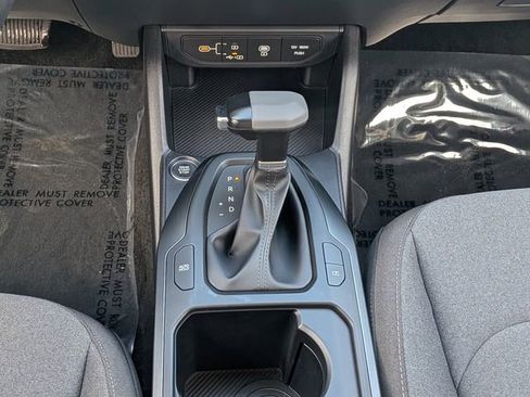 Used 2025 Kia K4 FWD image 18