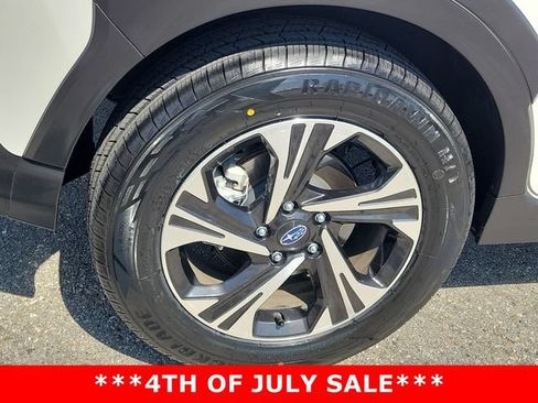 Used 2025 Subaru Crosstrek 2.5i Premium AWD/4WD image 33