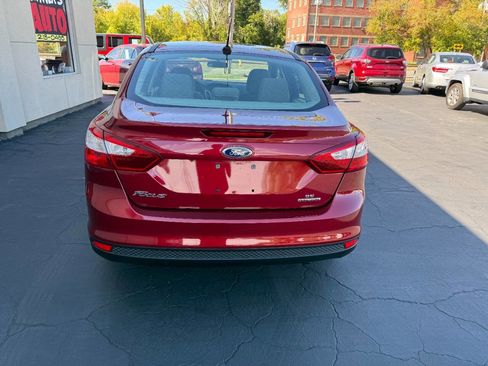 Used 2014 Ford Focus SE image 5