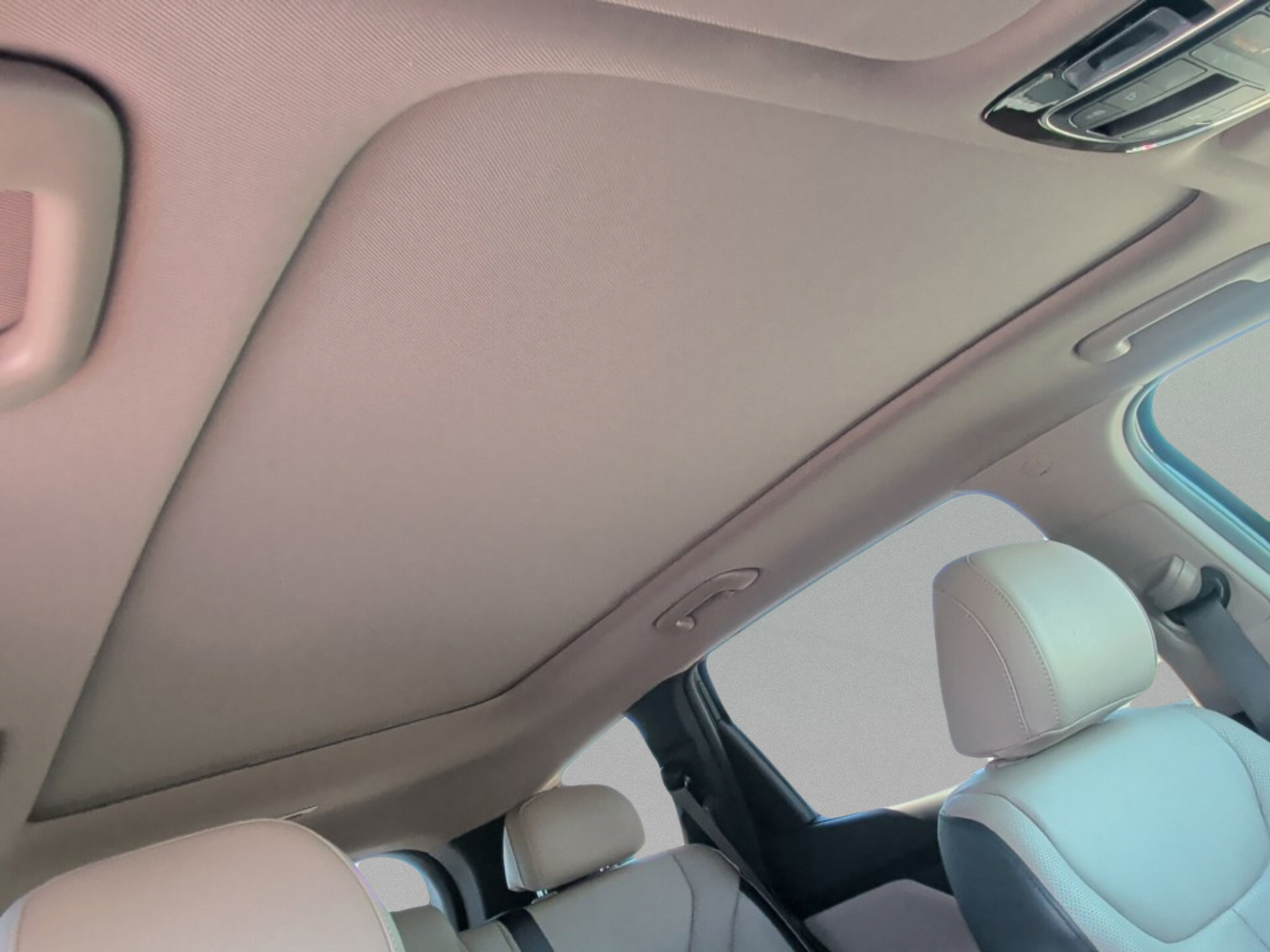 Used 2022 Hyundai Santa Fe SEL w/ Convenience + Premium Package FWD image 42
