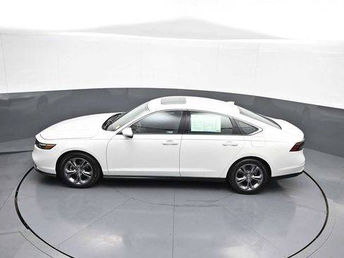 Used 2024 Honda Accord EX image 40