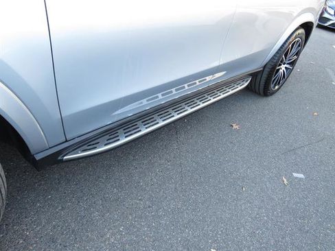 Used 2025 Mercedes-Benz GLS 450 4MATIC image 30