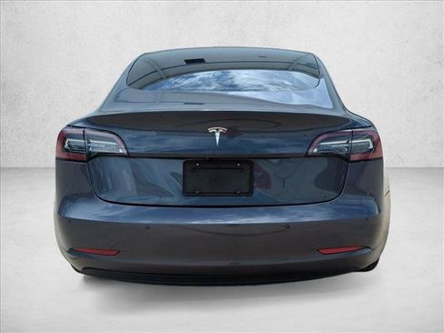 Used 2022 Tesla Model 3 Standard Range RWD image 6