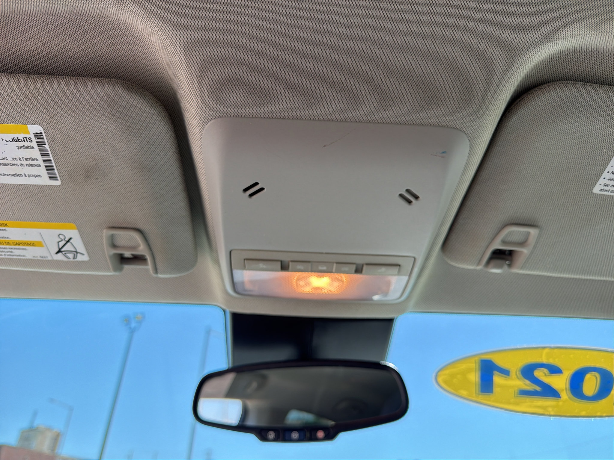 Used 2021 Buick Encore Preferred FWD image 21