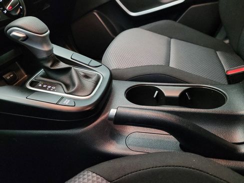 Used 2023 Kia Soul LX image 26