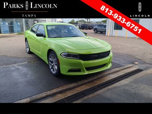 Used 2023 Dodge Charger SXT w/ Plus Group RWD image 3