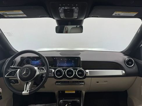 Used 2026 Mercedes-Benz GLB 250 image 7