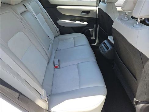 Used 2023 Nissan Ariya FWD image 28