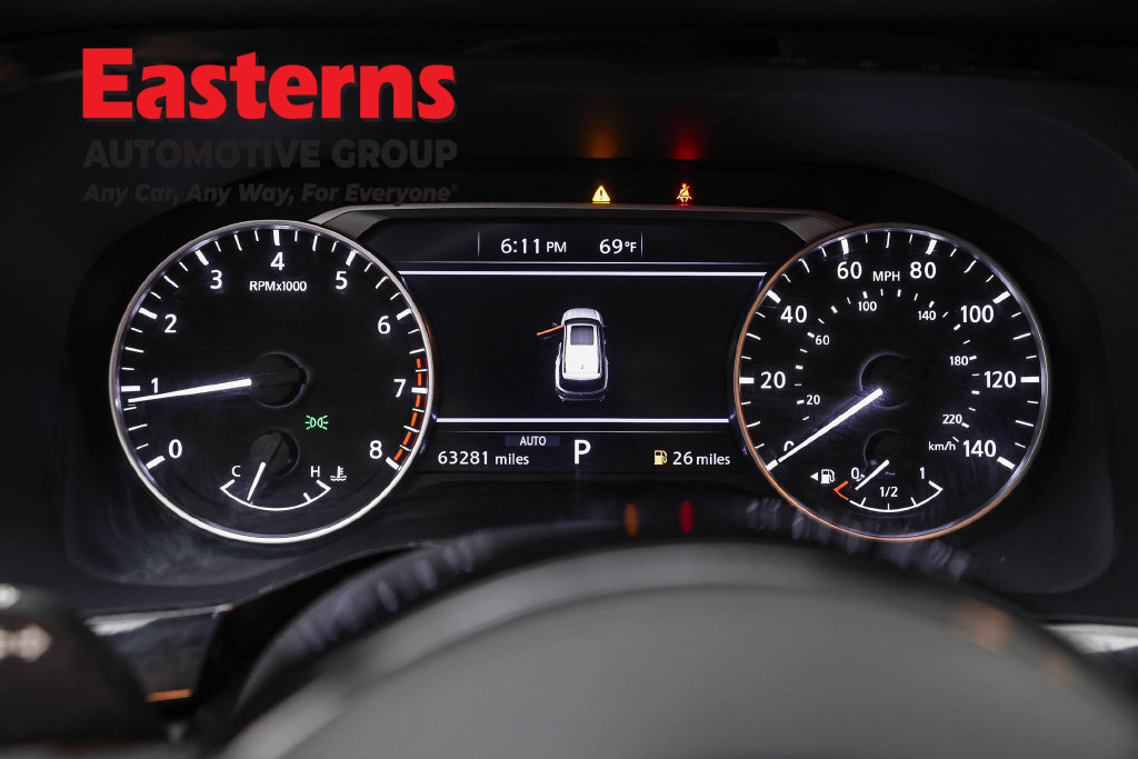 Used 2022 Nissan Pathfinder SV AWD/4WD image 19