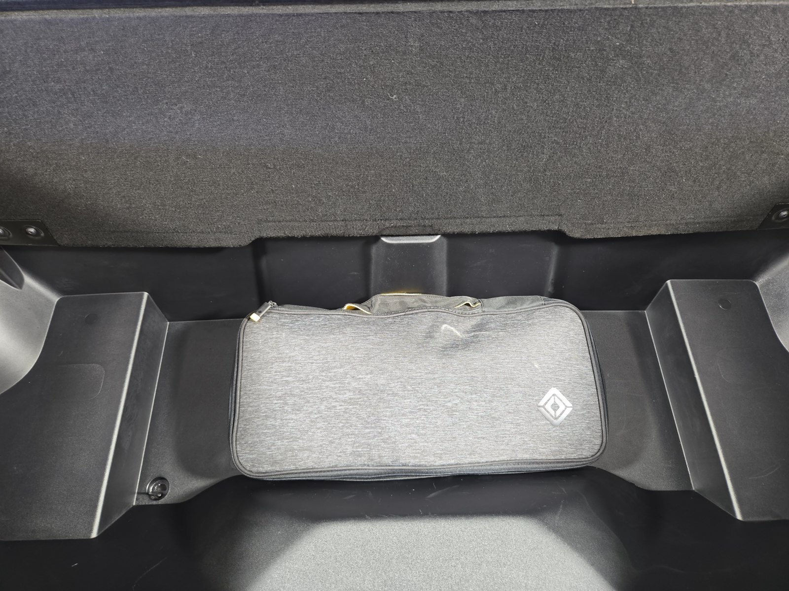 Used 2022 Rivian R1T Adventure AWD/4WD image 14
