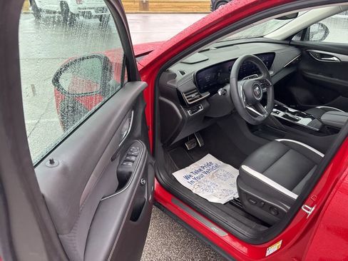 Used 2025 Buick Envision Sport Touring image 19