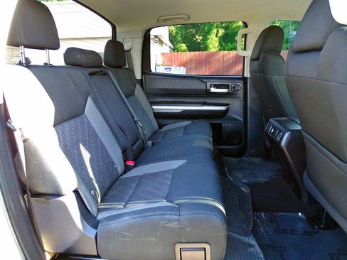 Used 2014 Toyota Tundra SR5 w/ SR5 Upgrade Package AWD/4WD image 35