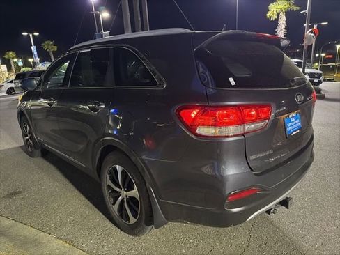 Used 2016 Kia Sorento EX image 8