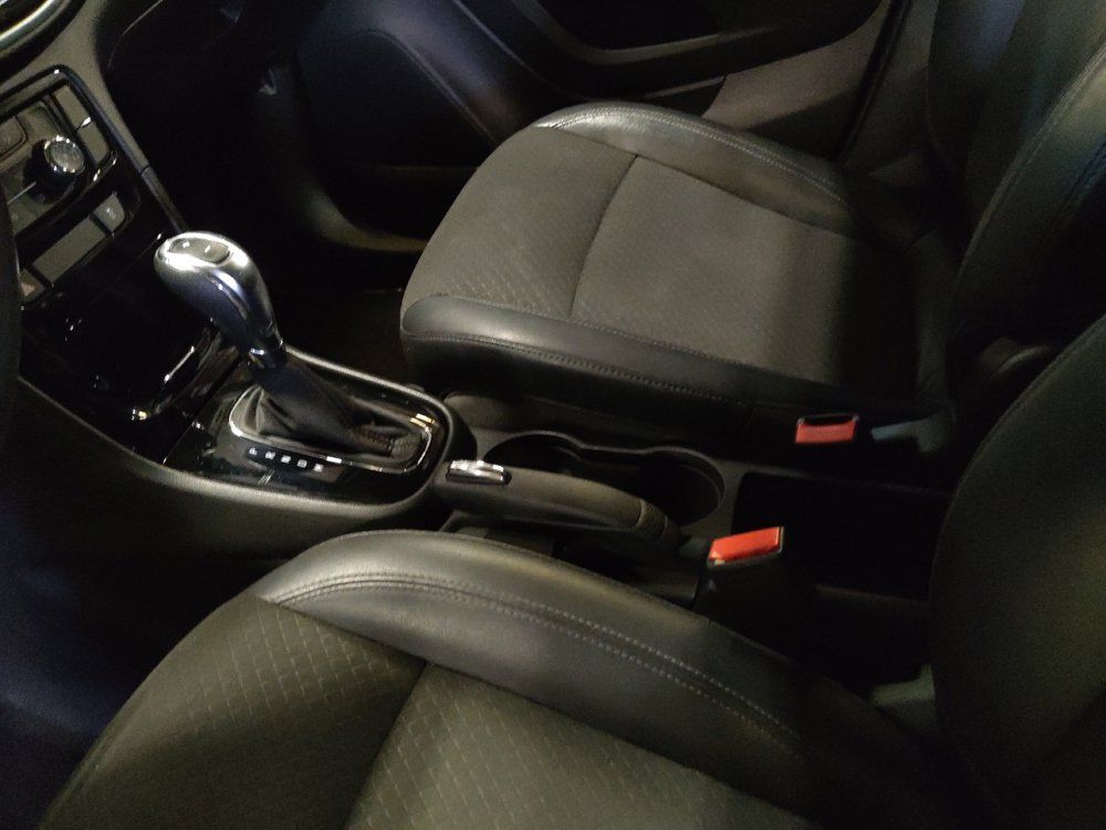 Used 2019 Buick Encore Sport Touring FWD image 26