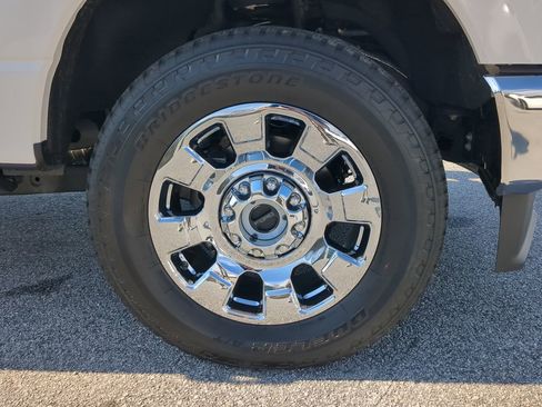 Certified 2025 Ford F350 Lariat w/ Lariat Ultimate Package image 9