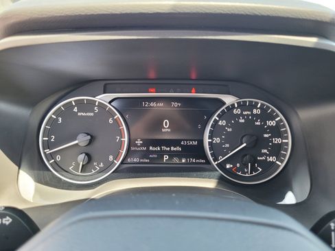Used 2025 Nissan Rogue SV AWD/4WD image 25