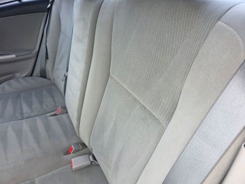 Used 2013 Toyota Corolla LE Special Edition image 19