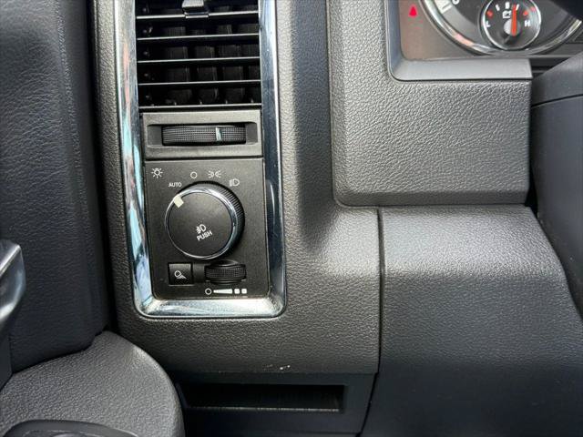 Used 2012 RAM 1500 Laramie AWD/4WD image 14