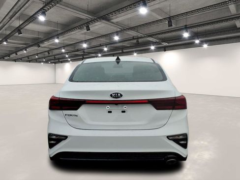 Used 2019 Kia Forte LXS image 6