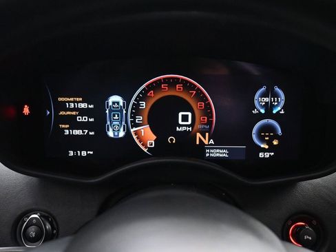 Used 2019 McLaren 570S Spider RWD image 21