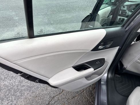 Used 2015 Honda Accord EX-L image 12