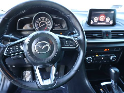 Used 2017 MAZDA MAZDA3 Touring w/ Popular Equipment Package FWD image 21