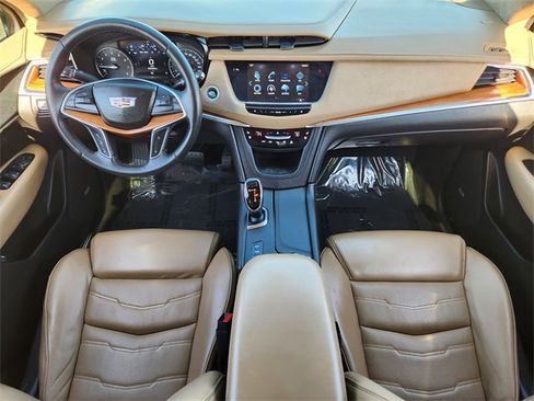 Used 2017 Cadillac XT5 Platinum image 26