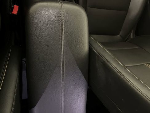 Used 2023 Chevrolet Equinox Premier image 23