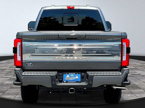 New 2026 Ford F250 Platinum w/ Platinum Plus Package AWD/4WD image 4