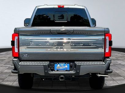 New 2026 Ford F250 Platinum w/ Platinum Plus Package