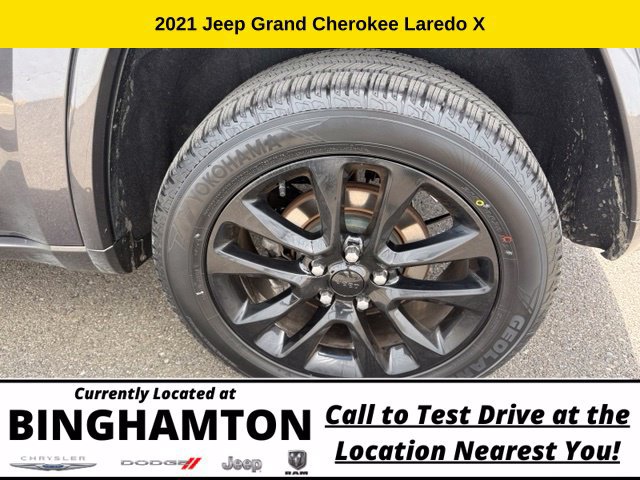 Used 2021 Jeep Grand Cherokee Laredo X AWD/4WD image 15