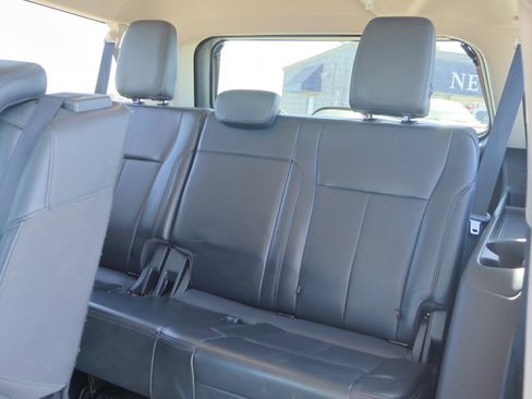 Certified 2024 Ford Expedition Max XLT image 34