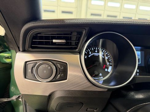 Used 2022 Ford Mustang GT Premium RWD image 21