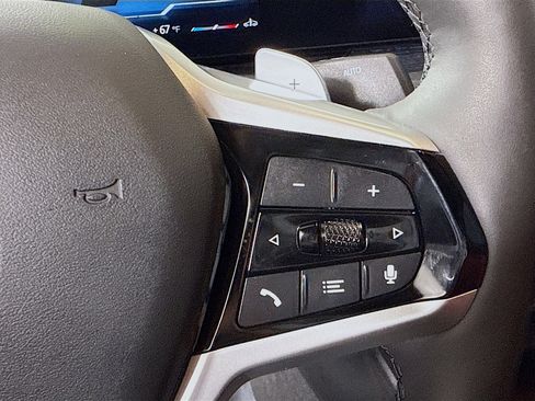 Used 2025 BMW 330i Sedan w/ M Sport Package image 15