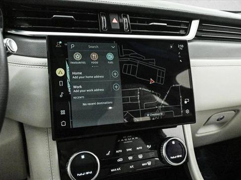 Used 2022 Jaguar F-PACE SVR image 13