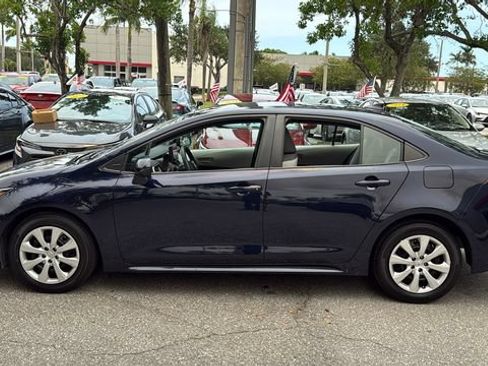 Certified 2024 Toyota Corolla LE FWD image 4