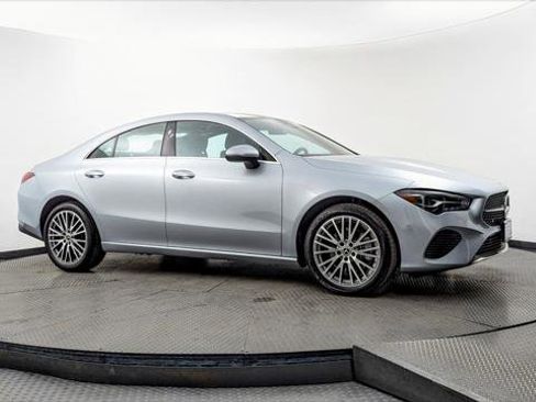 Used 2025 Mercedes-Benz CLA 250 image 11