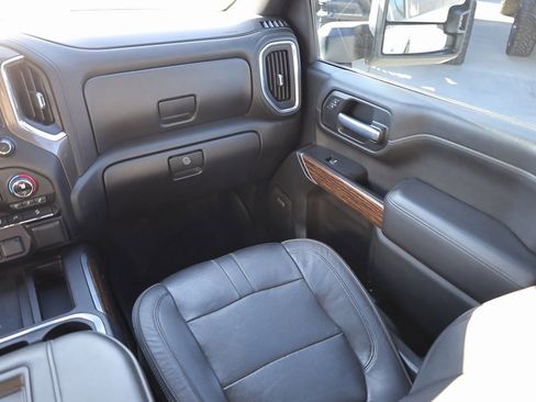 Used 2020 Chevrolet Silverado 3500 High Country w/ Z71 Off-Road Package image 20