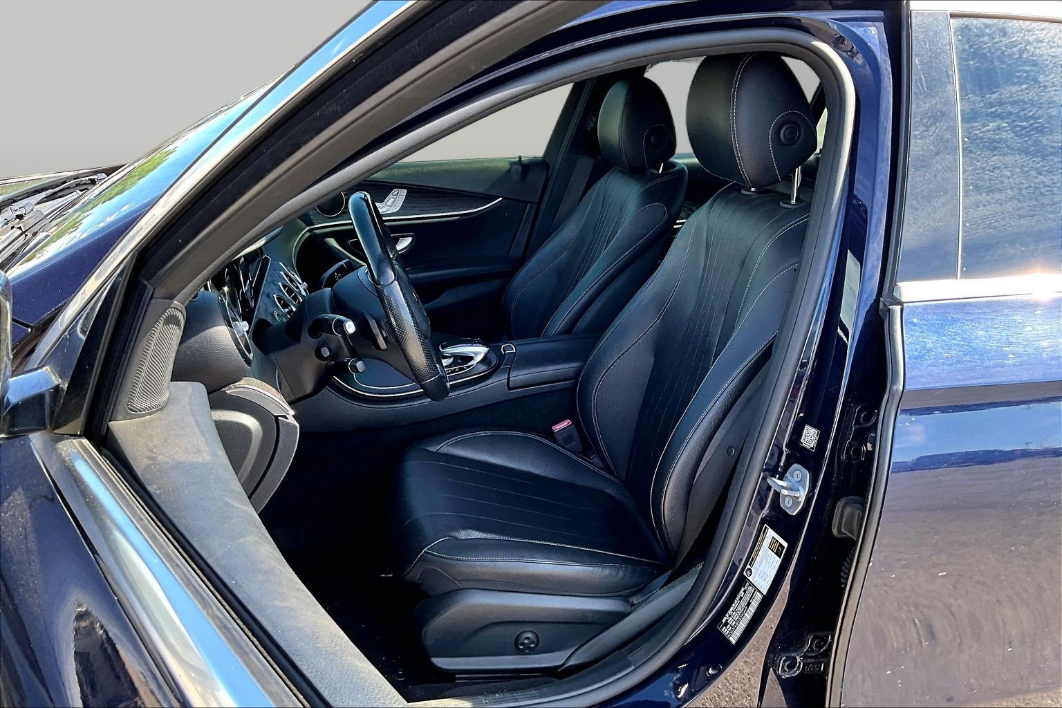 Used 2018 Mercedes-Benz E 300 w/ AMG Line Exterior image 20