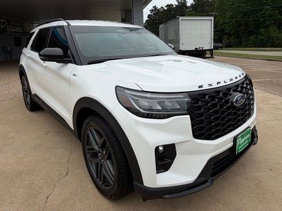 Used 2025 Ford Explorer ST-Line w/ Premium Package