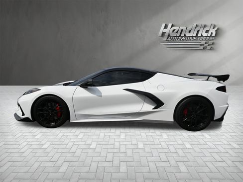 Used 2023 Chevrolet Corvette Stingray Preferred Cpe w/ Z51 Performance Package image 9
