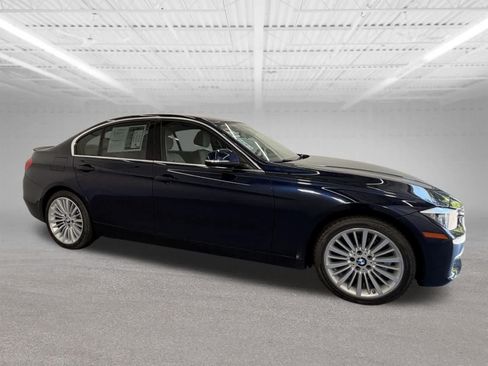 Used 2015 BMW 328i xDrive Sedan AWD/4WD image 7