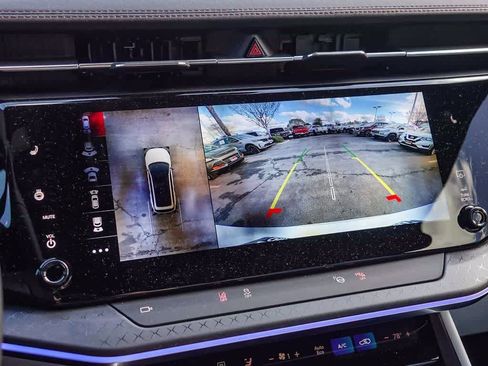 Used 2025 Jeep Wagoneer S Limited image 21