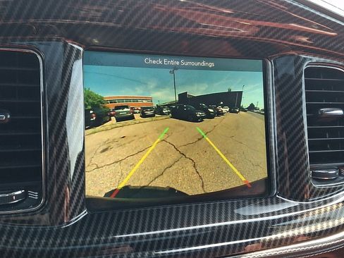 Used 2019 Dodge Charger SRT Hellcat w/ Harman/Kardon Audio Group RWD image 17
