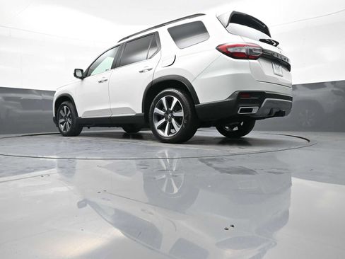 Used 2023 Honda Pilot Elite image 34