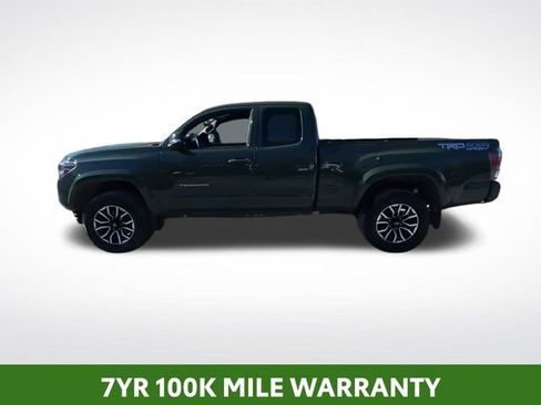 Used 2021 Toyota Tacoma TRD Sport w/ Technology Package image 2
