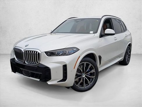 Used 2026 BMW X5 xDrive40i w/ M Sport Package image 1
