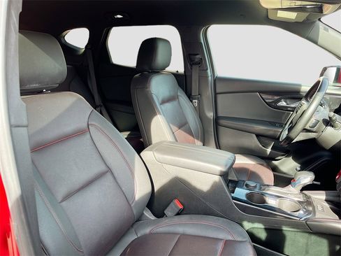 Used 2023 Chevrolet Blazer RS w/ Enhanced Convenience Package image 29
